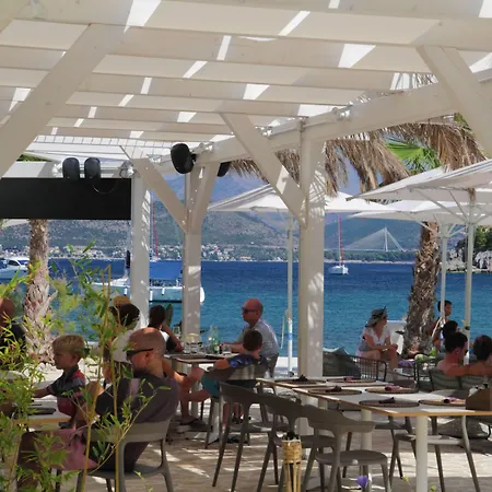 Aparthotel Kalamota House