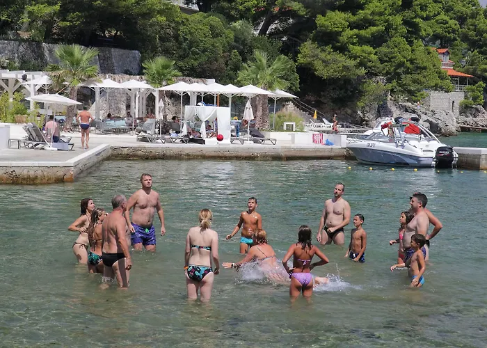 Kalamota House Aparthotel 4*