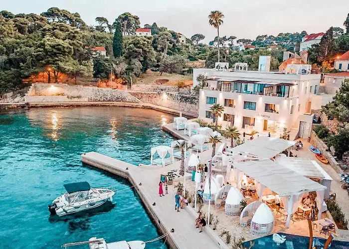 Aparthotel Kalamota House