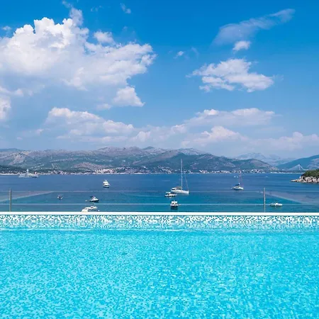 Apartahotel Kalamota House