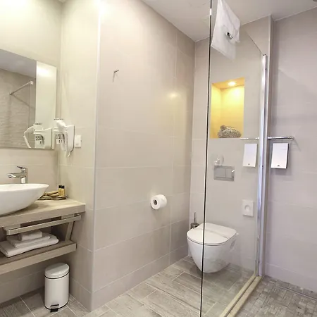 Kalamota House 4*