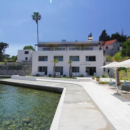 Kalamota House 4*