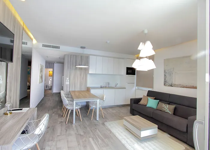 Kalamota House Appart hôtel 4*