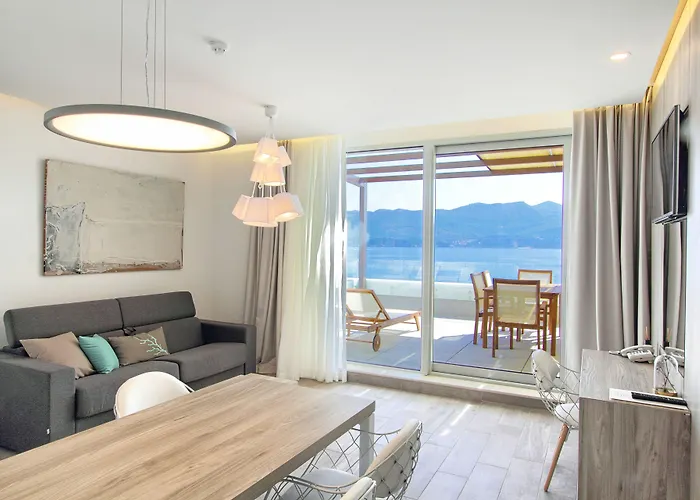 Appart hôtel Kalamota House