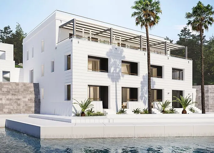 Kalamota House Aparthotel 4*